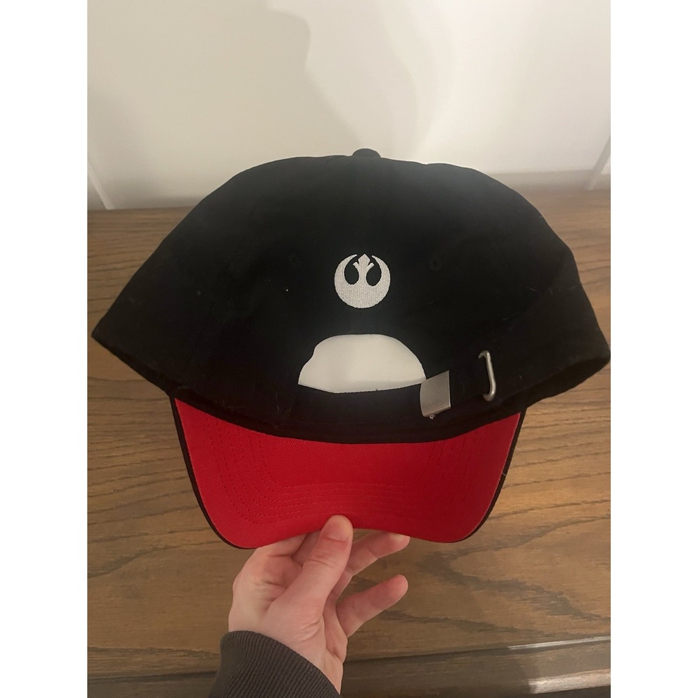 Star Wars The Last Jedi Baseball Cap Black Red Adjustable Hat 2017 Lucasfilm - Picture 2 of 4